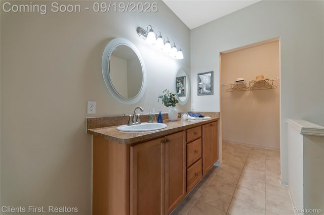 3638 Shepherd Court N, Canton Charter Township, MI 48188