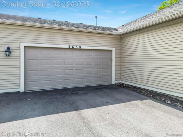3638 Shepherd Court N, Canton Charter Township, MI 48188