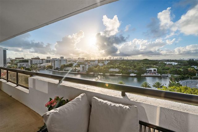 2555 Collins Avenue 1002, Miami Beach, FL 33140