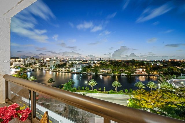 2555 Collins Avenue 1002, Miami Beach, FL 33140