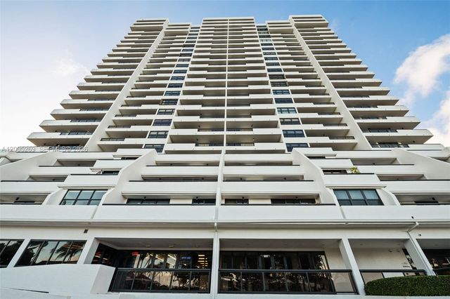 2555 Collins Avenue 1002, Miami Beach, FL 33140