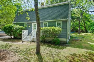 62 Manomet Point Rd, Plymouth, MA 02360