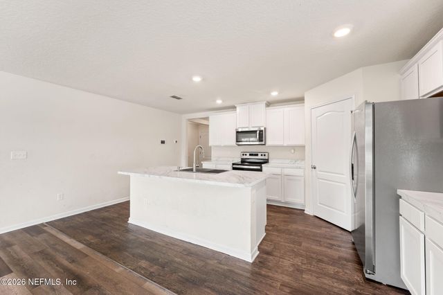 3483 LYNN Court, Middleburg, FL 32068