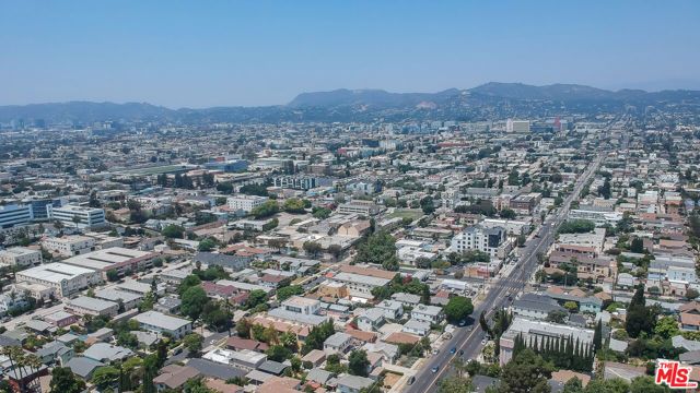447 N Commonwealth Avenue, Los Angeles, CA 90004