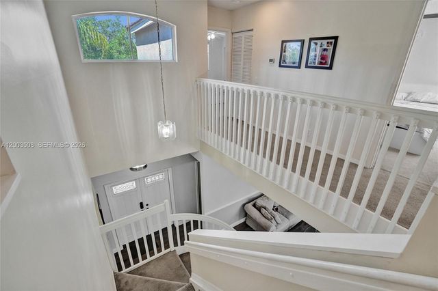 636 Sand Creek Cir, Weston, FL 33327