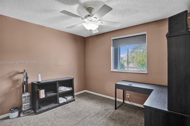 636 Sand Creek Cir, Weston, FL 33327