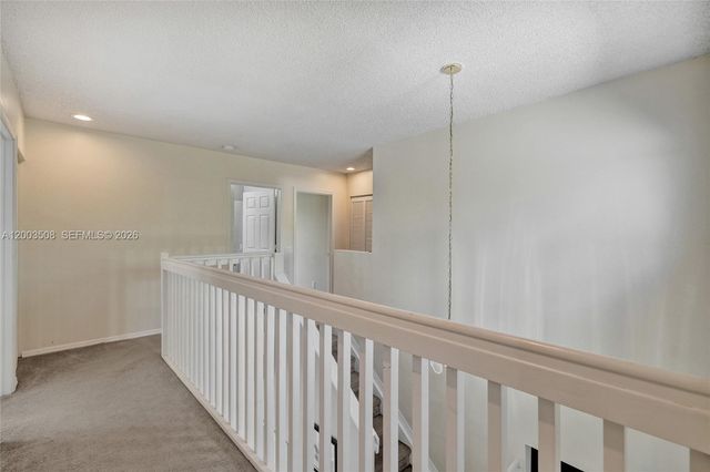 636 Sand Creek Cir, Weston, FL 33327