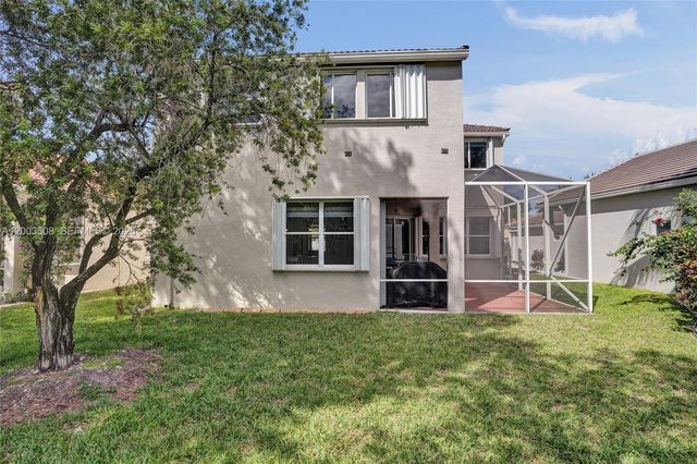 636 Sand Creek Cir, Weston, FL 33327