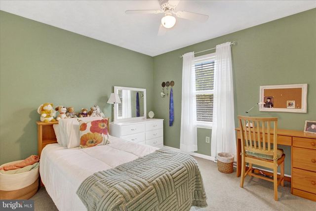 30 GARDENIA DR, Hanover, PA 17331