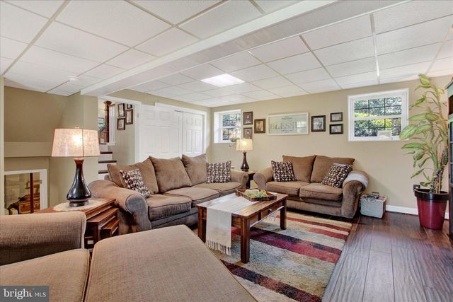 30 GARDENIA DR, Hanover, PA 17331