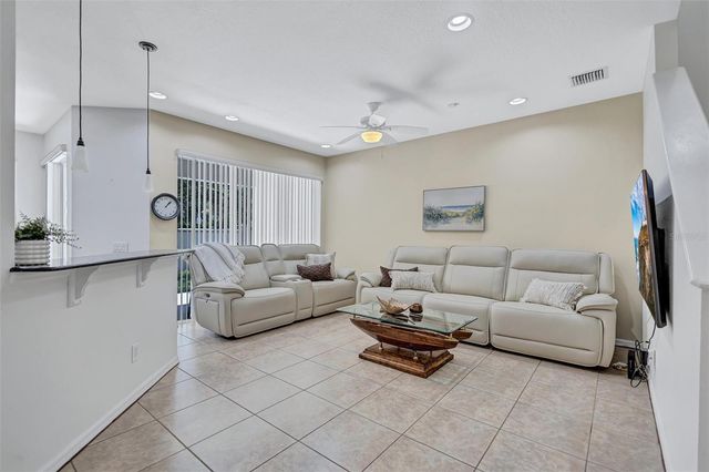 14511 MIRABELLE VISTA CIRCLE, Tampa, FL 33626