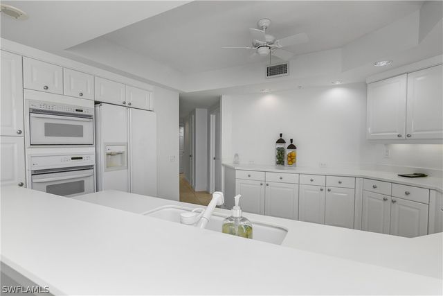 7225 Pelican Bay BLVD 1101, Naples, FL 34108