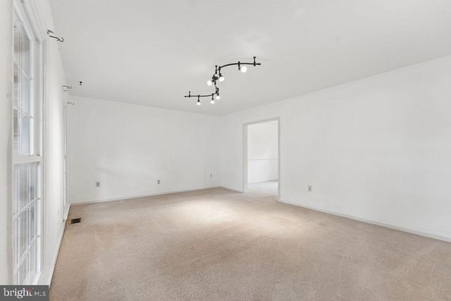 9622 AUTUMN PL, Manassas, VA 20110