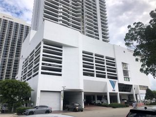 555 NE 15th St 20E, Miami, FL 33132