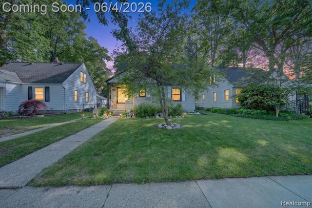 22729 Cleveland Street, Dearborn, MI 48124