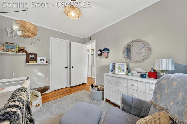 22729 Cleveland Street, Dearborn, MI 48124