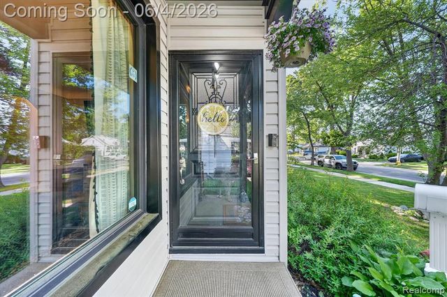 22729 Cleveland Street, Dearborn, MI 48124