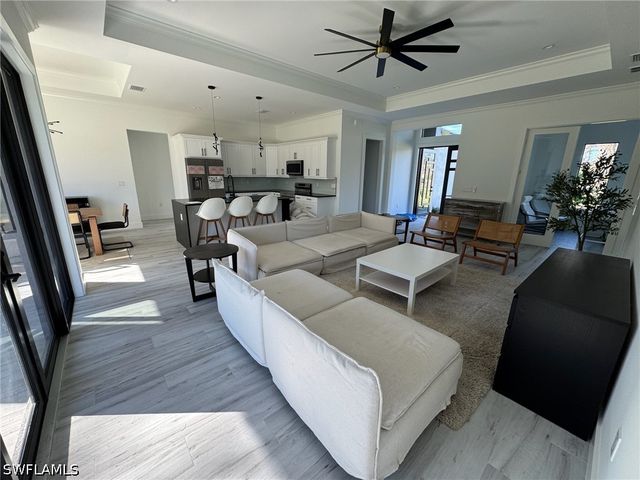 308 Golden Gate BLVD E, Naples, FL 34120