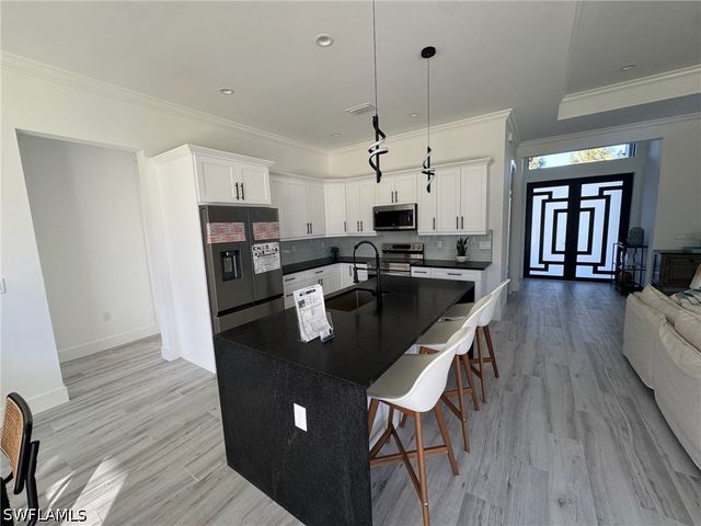 308 Golden Gate BLVD E, Naples, FL 34120