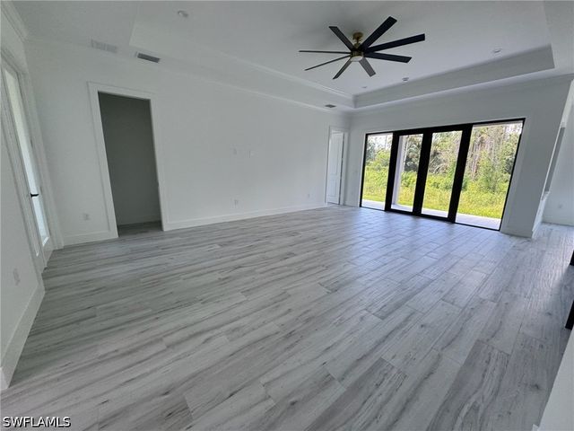 308 Golden Gate BLVD E, Naples, FL 34120