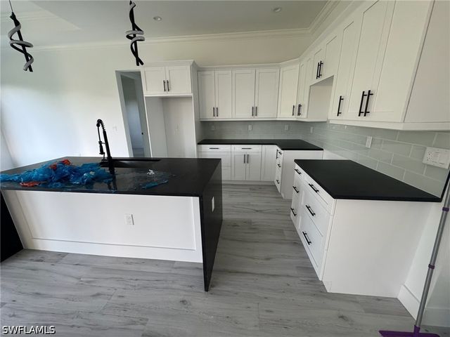 308 Golden Gate BLVD E, Naples, FL 34120