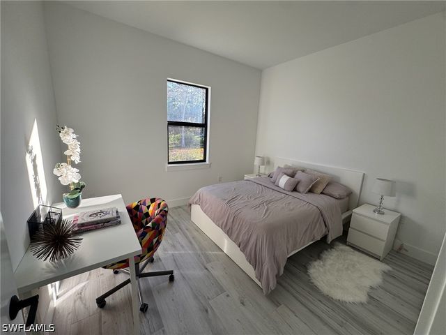 308 Golden Gate BLVD E, Naples, FL 34120