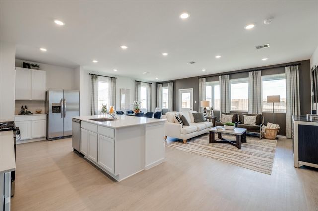 1339 Sea Oats Drive, Crosby, TX 77532