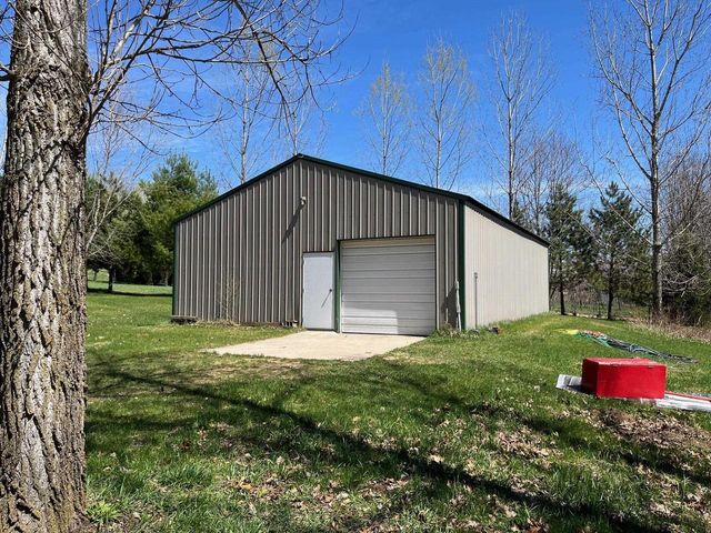 W3075 Grouse Road, Pardeeville, WI 53954