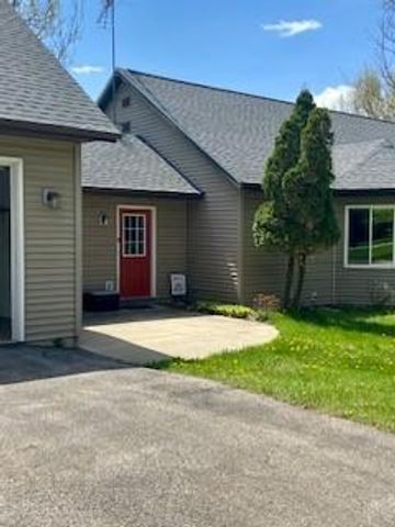 W3075 Grouse Road, Pardeeville, WI 53954