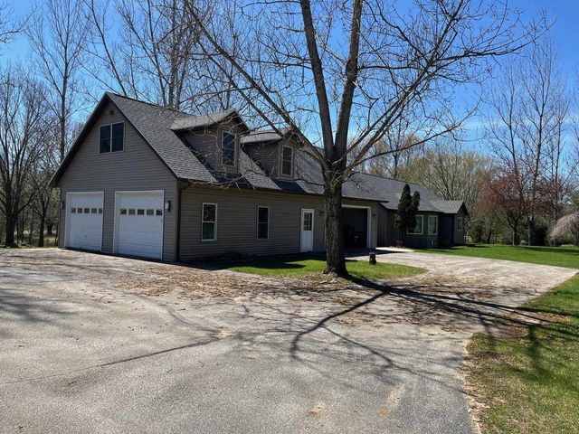 W3075 Grouse Road, Pardeeville, WI 53954