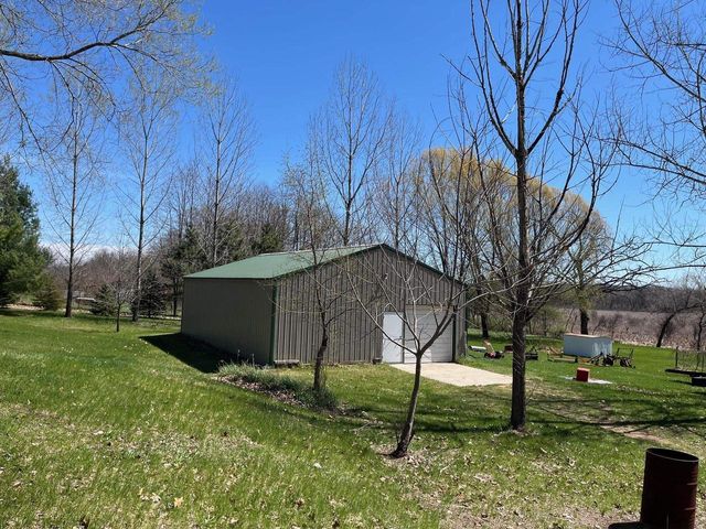 W3075 Grouse Road, Pardeeville, WI 53954