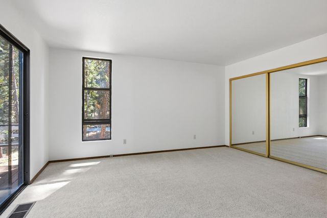 13581 Schooner Hill Dr, Grass Valley, CA 95945