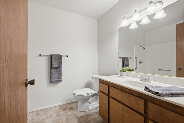 13581 Schooner Hill Dr, Grass Valley, CA 95945