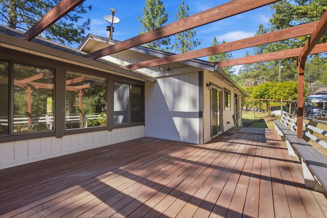 13581 Schooner Hill Dr, Grass Valley, CA 95945