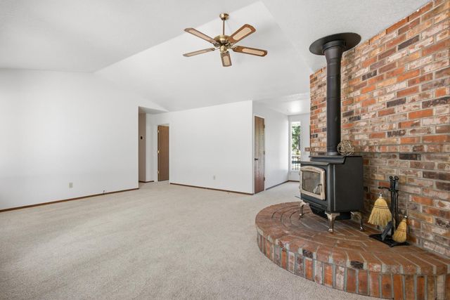 13581 Schooner Hill Dr, Grass Valley, CA 95945