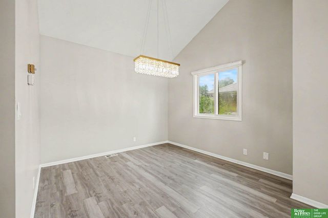 6528 S 115 Street, Omaha, NE 68137