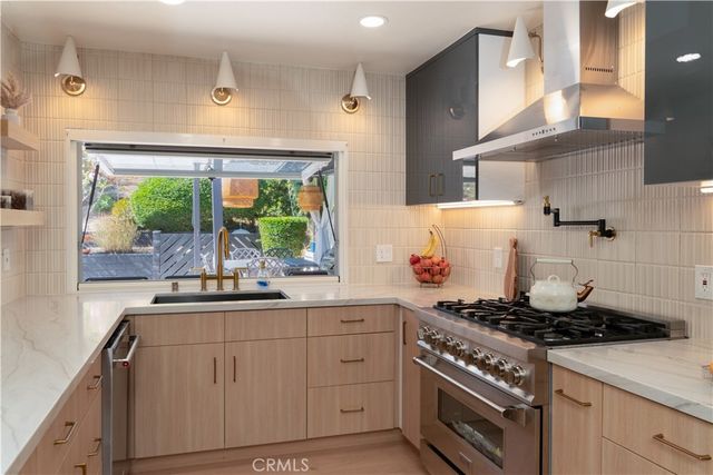 19851 Malaga Lane, Yorba Linda, CA 92886