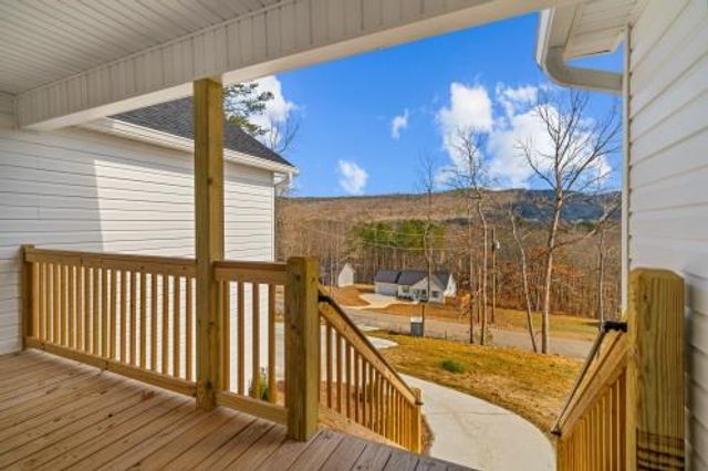 827 Bridges Rd, Rocky Face, GA 30740