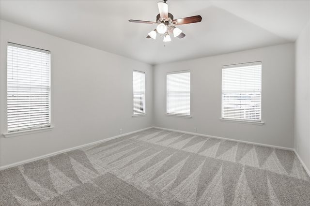 424 Legends Drive, Lewisville, TX 75057
