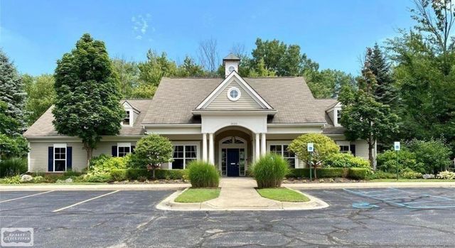 25849 Maritime Circle 274, Harrison Twp, MI 48045