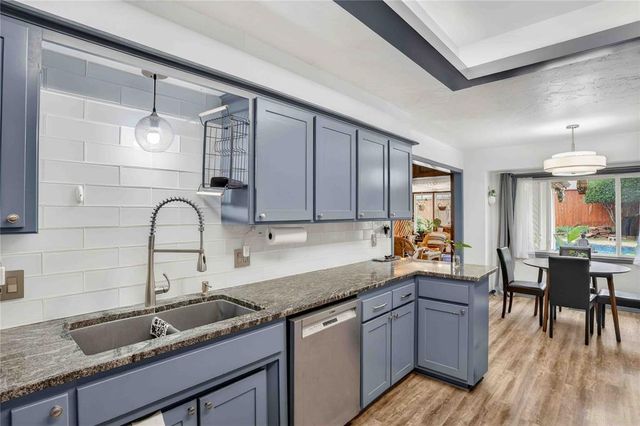 1916 Thunderbird Boulevard, Edmond, OK 73013