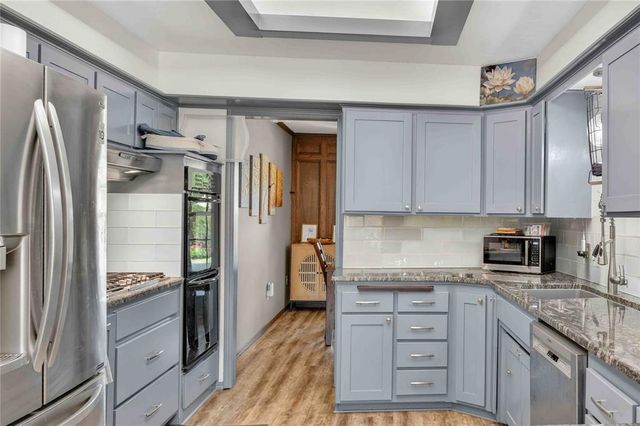1916 Thunderbird Boulevard, Edmond, OK 73013
