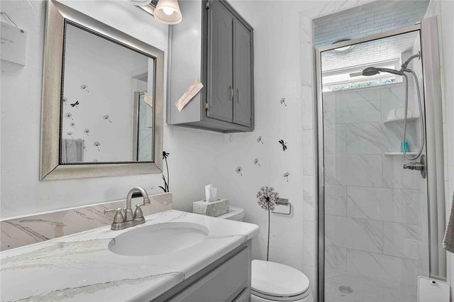 1916 Thunderbird Boulevard, Edmond, OK 73013
