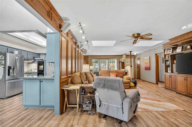 1916 Thunderbird Boulevard, Edmond, OK 73013