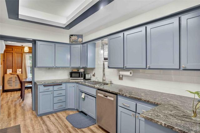1916 Thunderbird Boulevard, Edmond, OK 73013