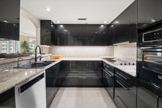120 SE 5th Avenue 329, Boca Raton, FL 33432