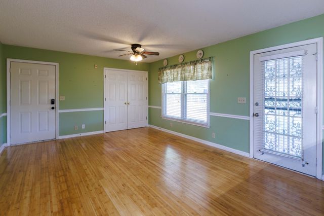 820 Jay Ln, Lascassas, TN 37085