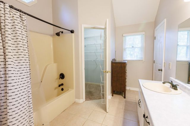 820 Jay Ln, Lascassas, TN 37085