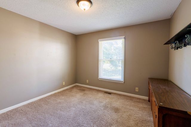 820 Jay Ln, Lascassas, TN 37085