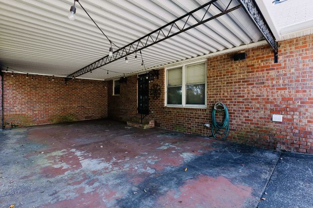 820 Jay Ln, Lascassas, TN 37085